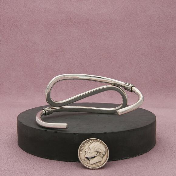 taxco mexico sterling silver vintage open loops cuff bracelet size 6.75in - Picture 2 of 3